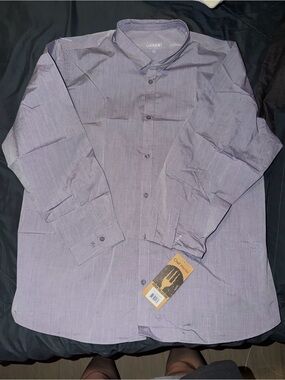 Urbane Men’s Long-Sleeve Button-Down Shirt in Lavender